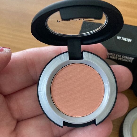 Mac Powder Soft Matte Eyeshadow-My Tweedy, Per-Suede Me & Fall In Love - Picture 2 of 6